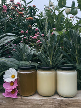 Load image into Gallery viewer, Honey truly raw