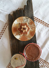 Load image into Gallery viewer, Chocolate Fudge Honey raw
